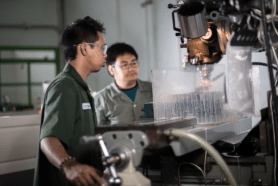 How a Machine Shop Can Benefit From Digitalizing Their Processes